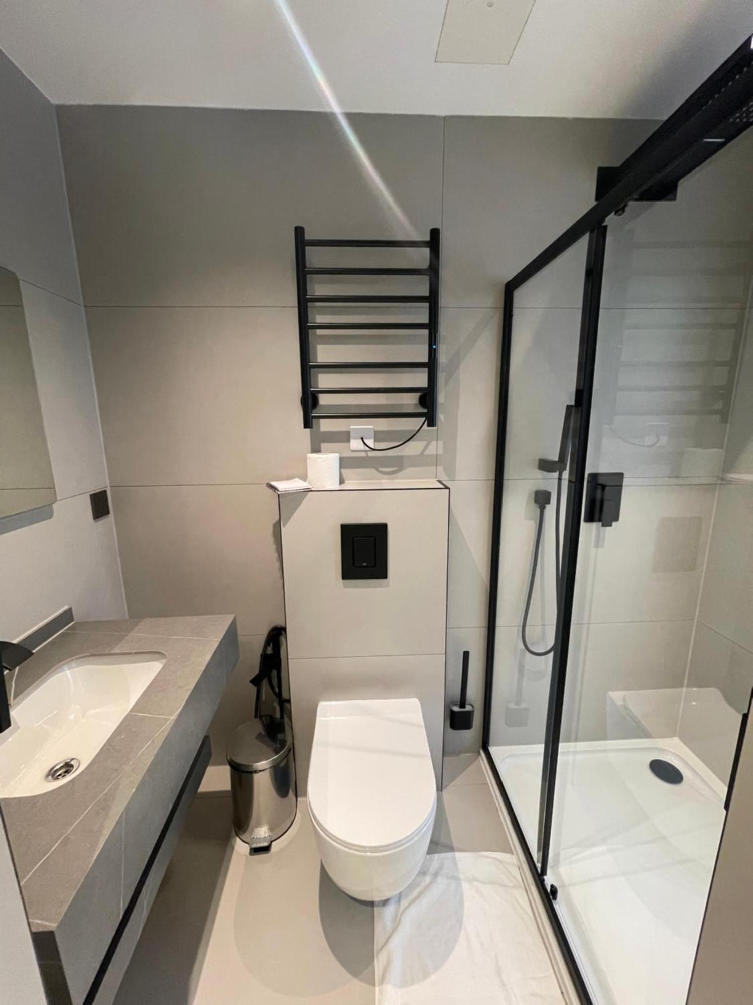 Rosemay Hotel Near London Heathrow Airport Hayes  Buitenkant foto