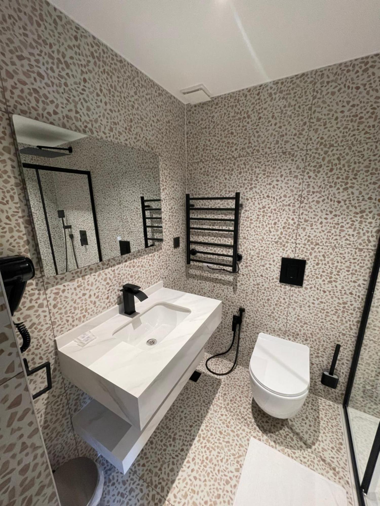 Rosemay Hotel Near London Heathrow Airport Hayes  Buitenkant foto
