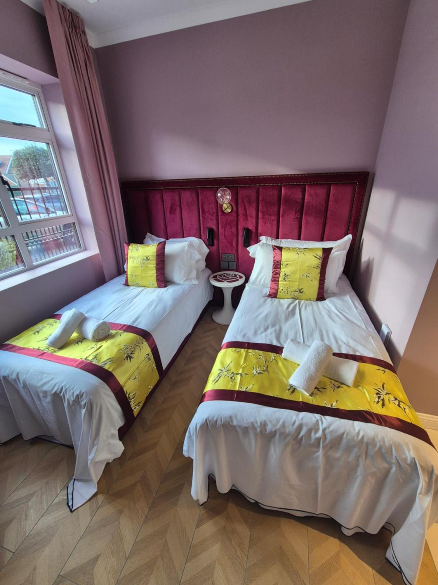 Rosemay Hotel Near London Heathrow Airport Hayes  Buitenkant foto